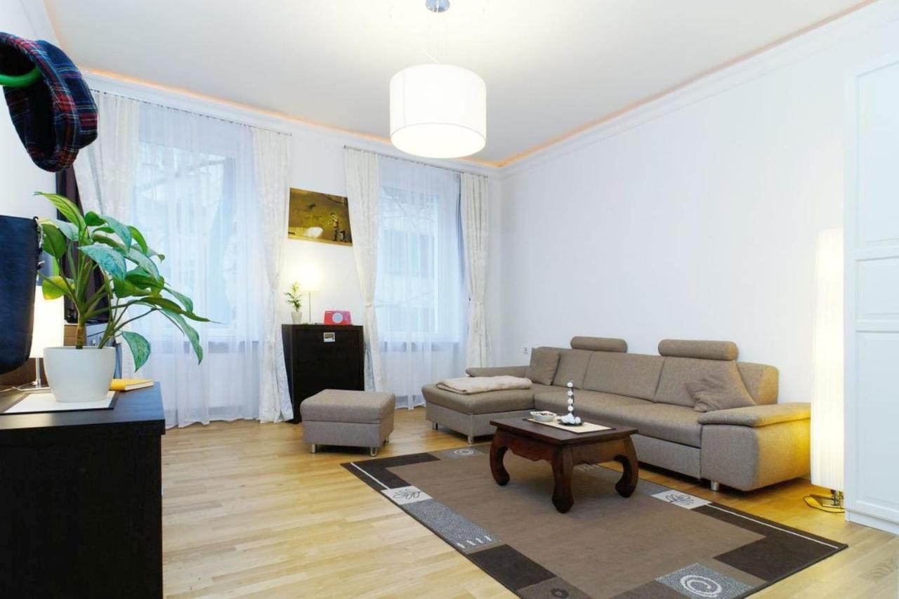 Neukoelln Central Rixdorf Берлин Экстерьер фото
