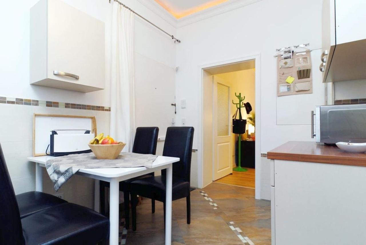 Neukoelln Central Rixdorf Берлин Экстерьер фото
